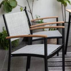 Stapelsessel 'Vera', Mattschwarz/birkengrau, Ca. 83 X 55 X 55 Cm 12 Stapelsessel 'Vera', Mattschwarz/birkengrau, Ca. 83 X 55 X 55 Cm -Gartenbedarf Geschäft 3910302710 Alu Stapelsessel Vera matt schwarz Textilen birkengrau 21 3 119302